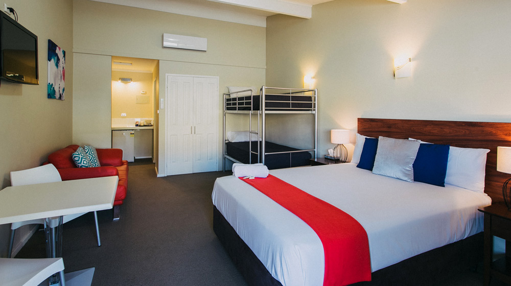 hotel - motel accommodation